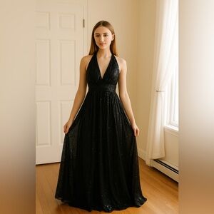 Chic Black Evening Gown